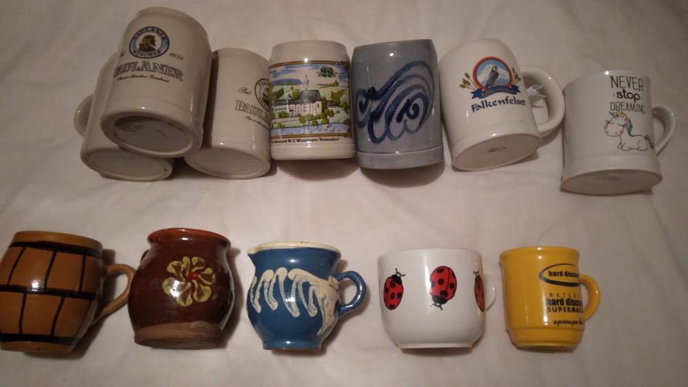 Halbe bere  și căni pământ