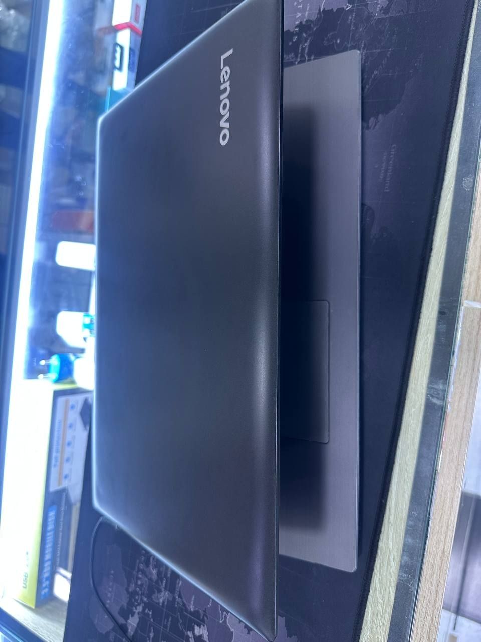 Notebook sotiladi Lenovo ideapad 330