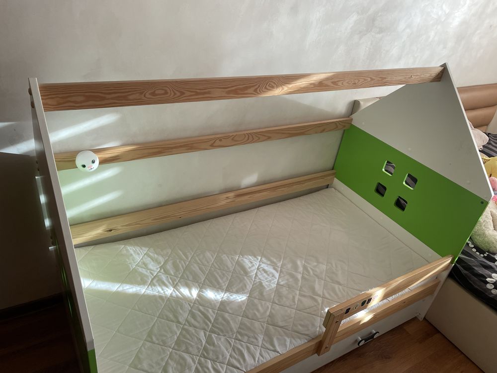 Легло къща Interbeds, Ikea