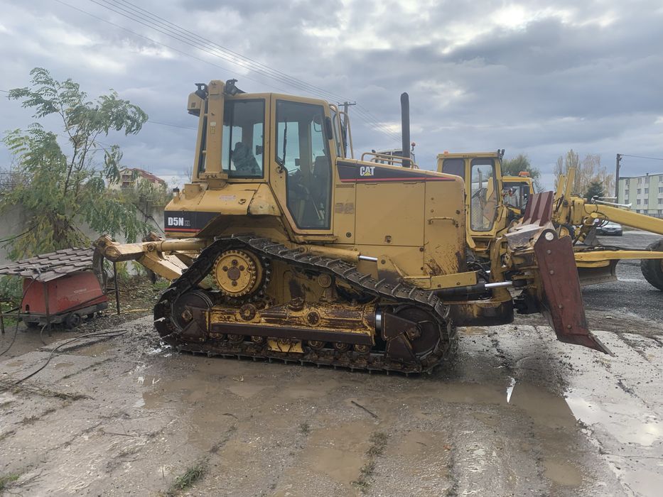 Buldozer D5N XL 2005