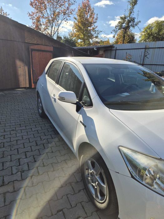 Vand Toyota Auris