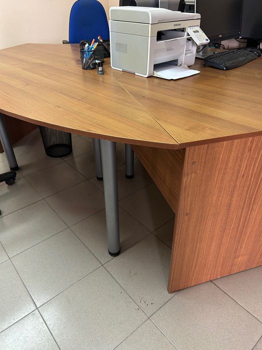 Двойно бюро офис