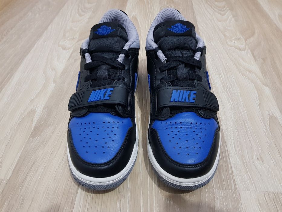 Adidasi Air Jordan mărimea 40 nike force boost