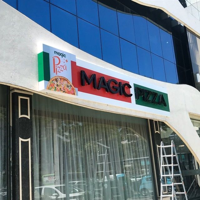 Наружная реклама Буквы Банера Лайтбоксы