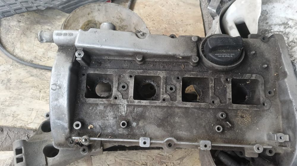 Продам двигатель. Блок и головку 1.8 Ауди, фольксваген