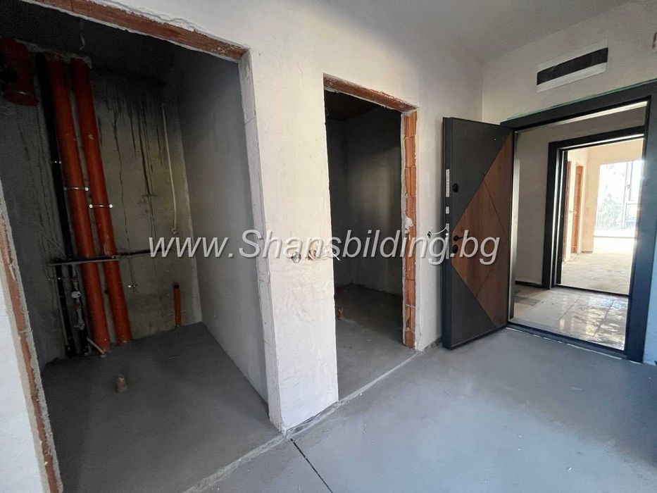 Продава се Тристаен апартамент в Карлово - 92 кв.м за 1190 €/кв.м - Снимка #4