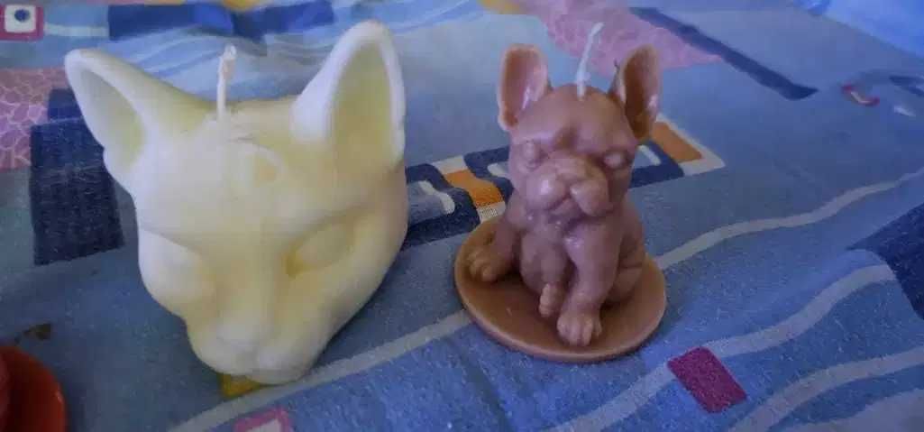 lumanare parfumata catel buldog francez sau pisica
