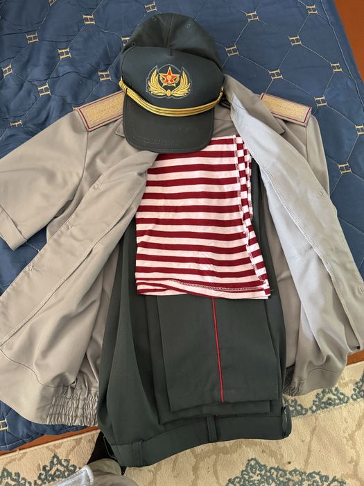 Продам форму состояние почти новый