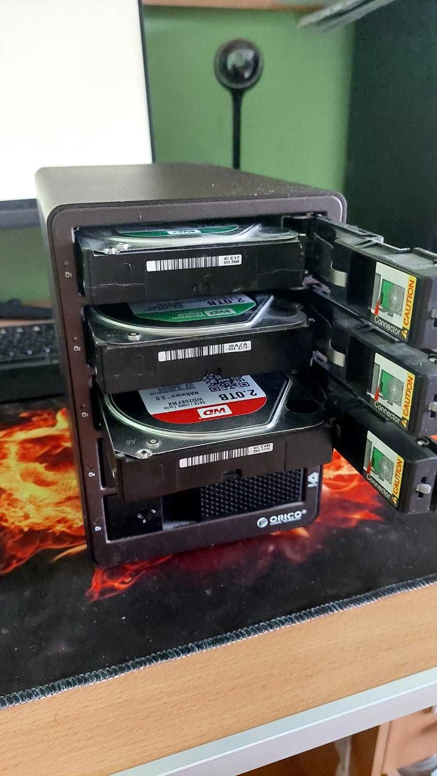 Жесткие диски по 2TB и домашний NAS на 5 дисков