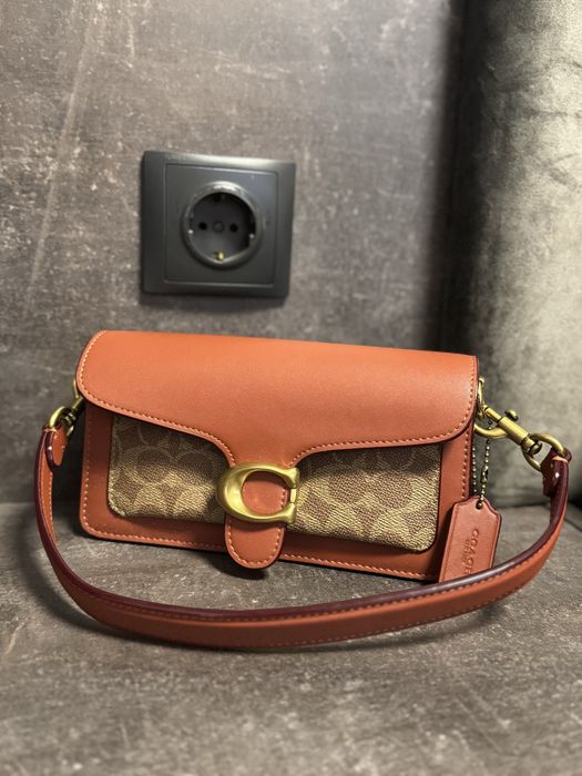 Дамска чанта Coach