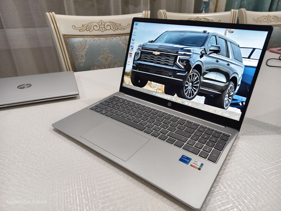 HP laptop core i5 16 GB Ram 512 GB SSD 13th Gen