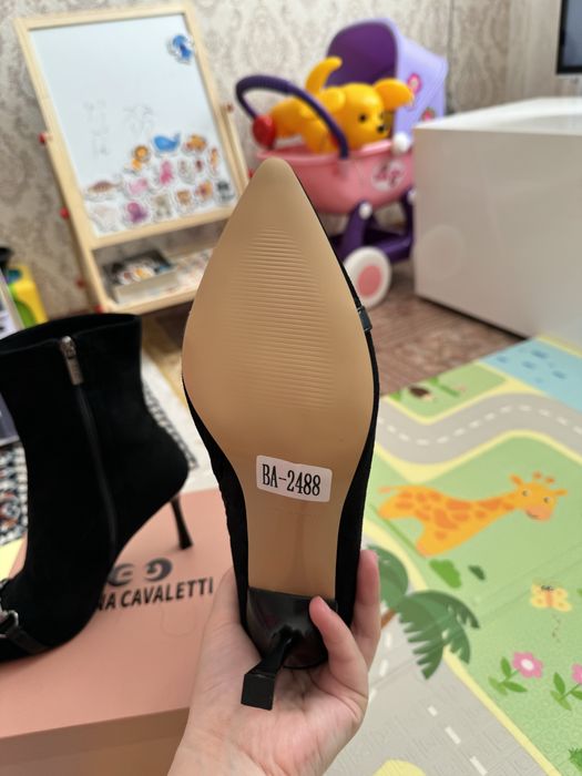 Продам ботильоны