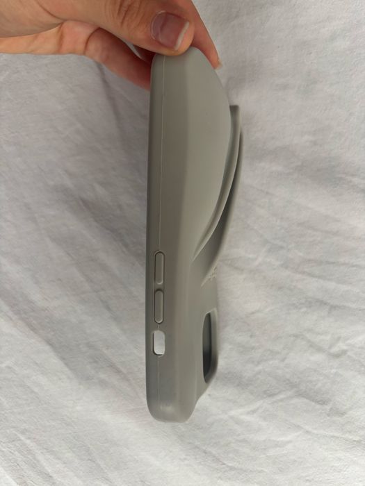 Сив кейс Rhode за Iphone 15