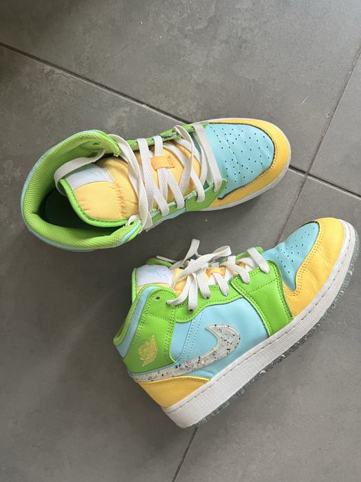 Дамски маратонки Nike Jordan размер 39 в синьо бълто и зелено