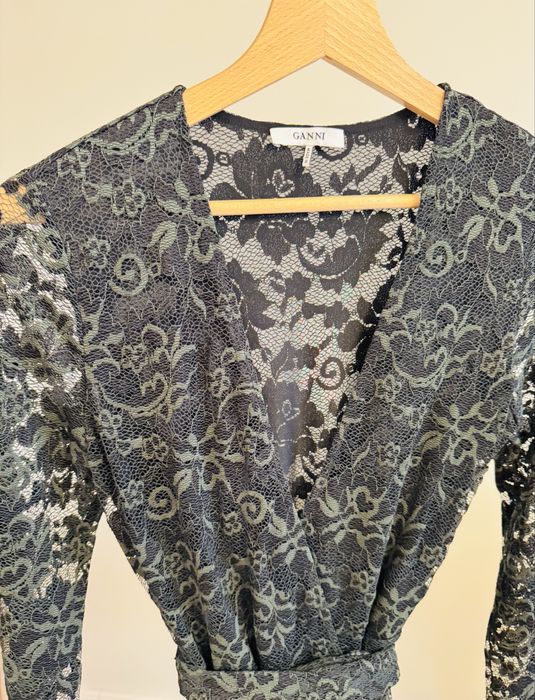 GANNI дантелена рокля