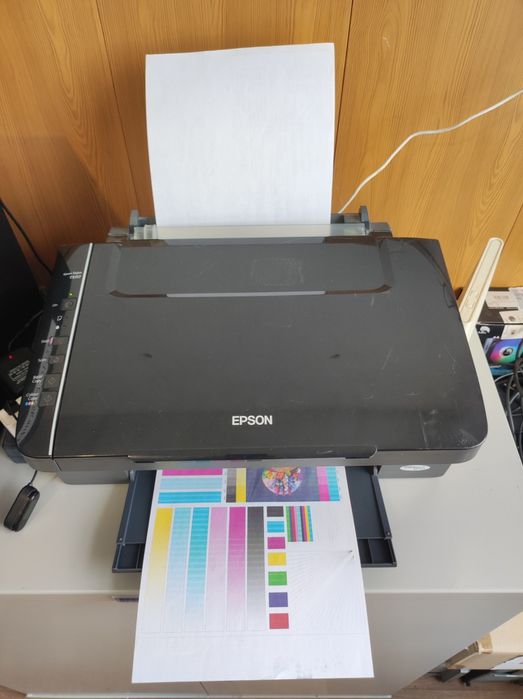 Продам цветной принтер