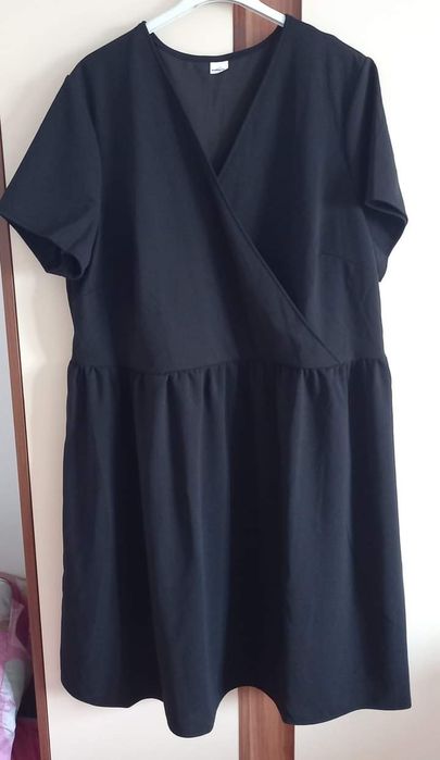 rochita neagra, bust 120 cm, pret 120 lei