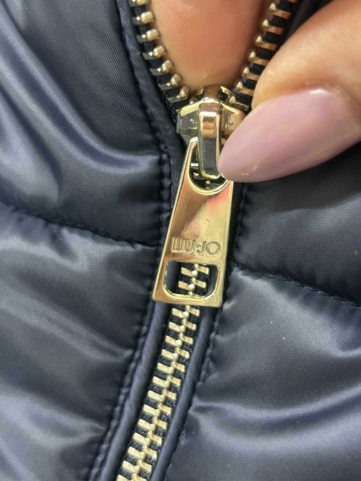 LIU JO--СТРАХОТНО Елегантно топло яке--38 S/M номер