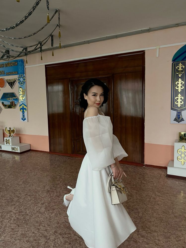 көйлек сатылады.