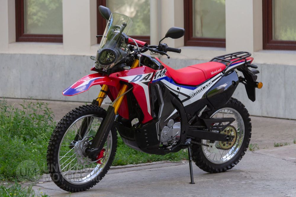 Мотоцикл Motoland Dakar ST (172FMM PR250)