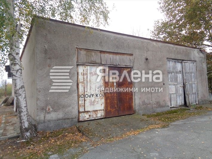 Продава се Склад в Ямбол, Зорница - 5204 кв.м за 167 €/кв.м - Снимка #5