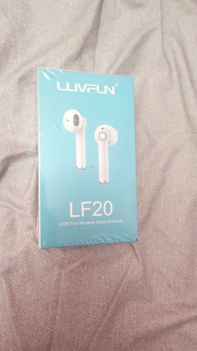 Casti Bluetooth, joc societate go