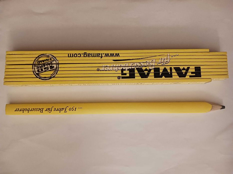 Metru tamplarie 2m si creion