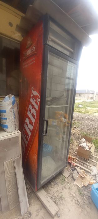 Продам ветринный холодильник для магазина