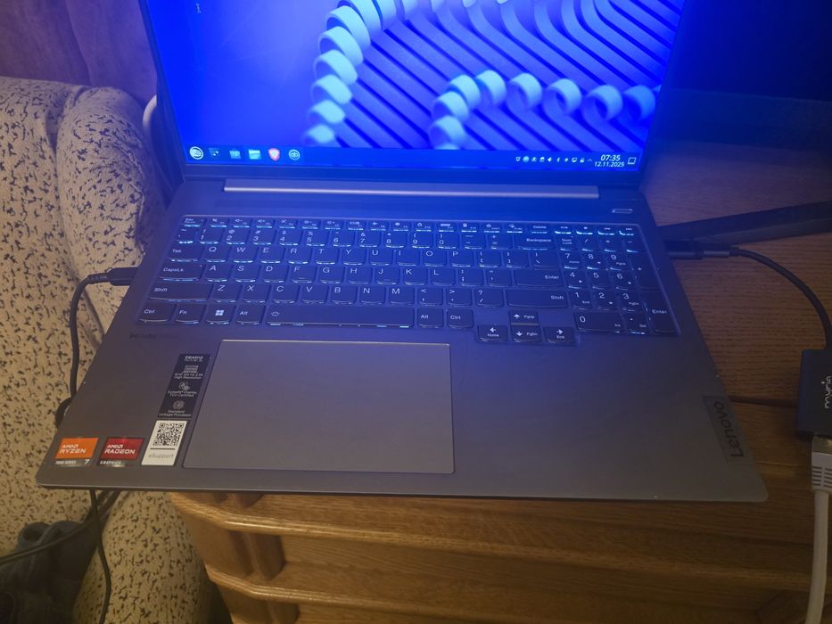 Laptop Leonovo Ideapad Pro 5 16APH8