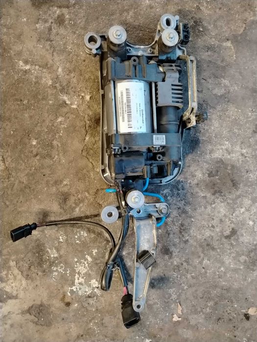 Компресор пневматично окачване за Porshe Macan