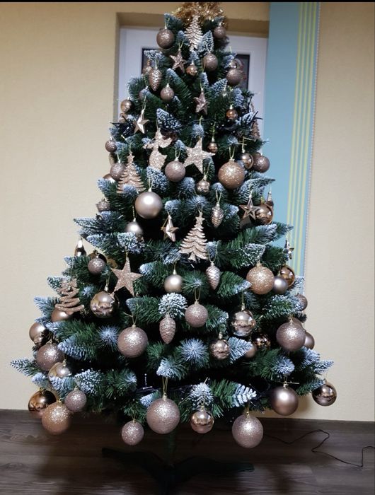 Brad artificial   2 metri