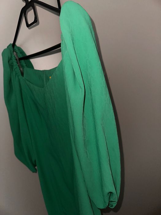 Официална зелена рокля,размер 40