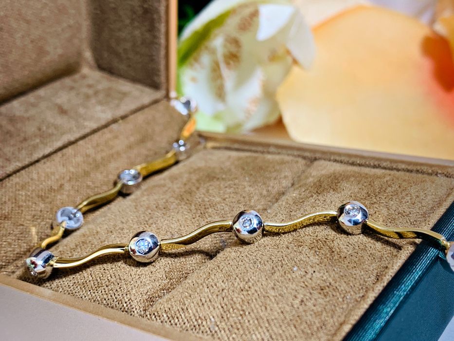 Современный теннисный золотой браслет с бриллиантами