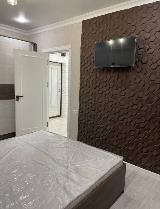 Продажа квартиры на ц-5 кирпичный дом 2 этаж