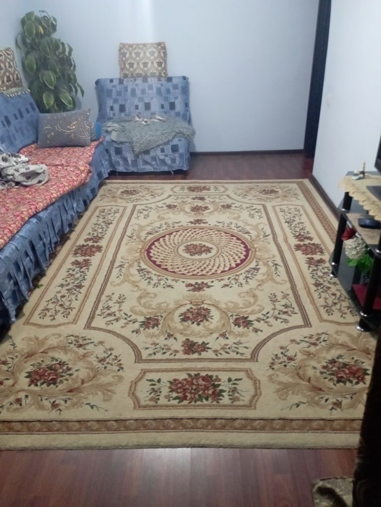 Chiroyli Fartuna Gilam