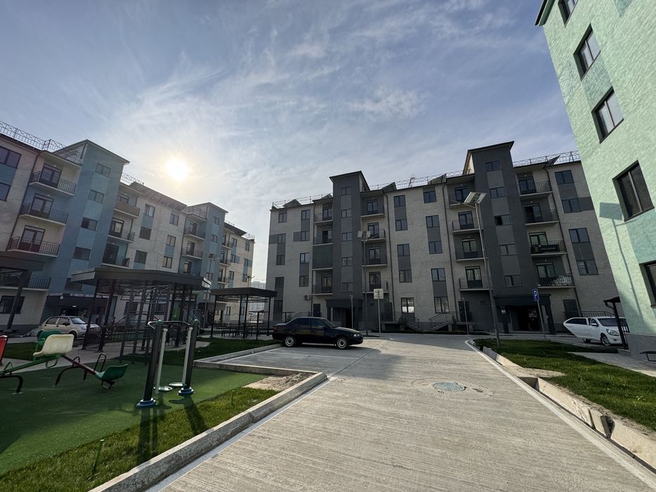 Urganch cityda 3 xonali kvartira sotiladi