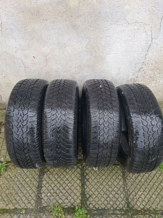 Зимни гуми 195/60/15 Dunlop
