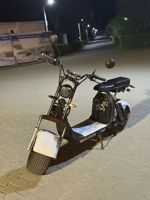 Vând Scuter electric