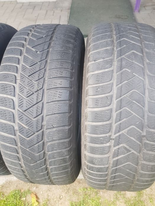 Vand 4 anvelope pirelli iarna m+s 235 55 17 dot 2018