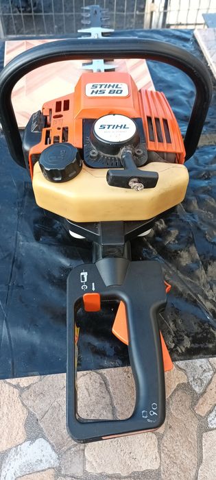 Vând drujbă gard viu