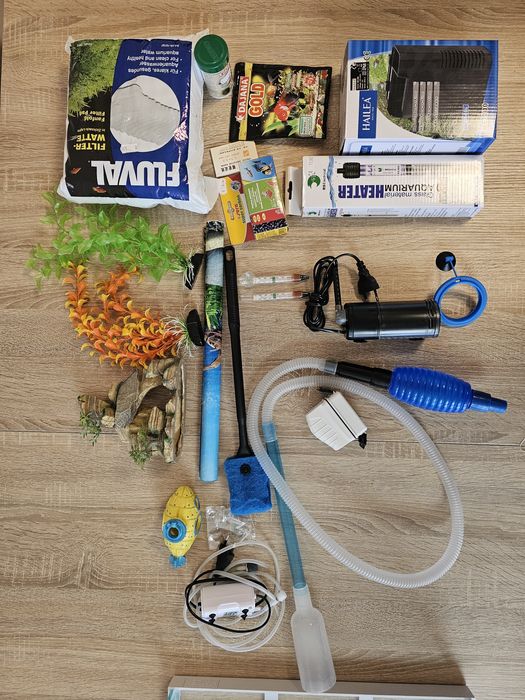 Аквариум Hailea K-45 с пълно оборудване – готов за нов живот!