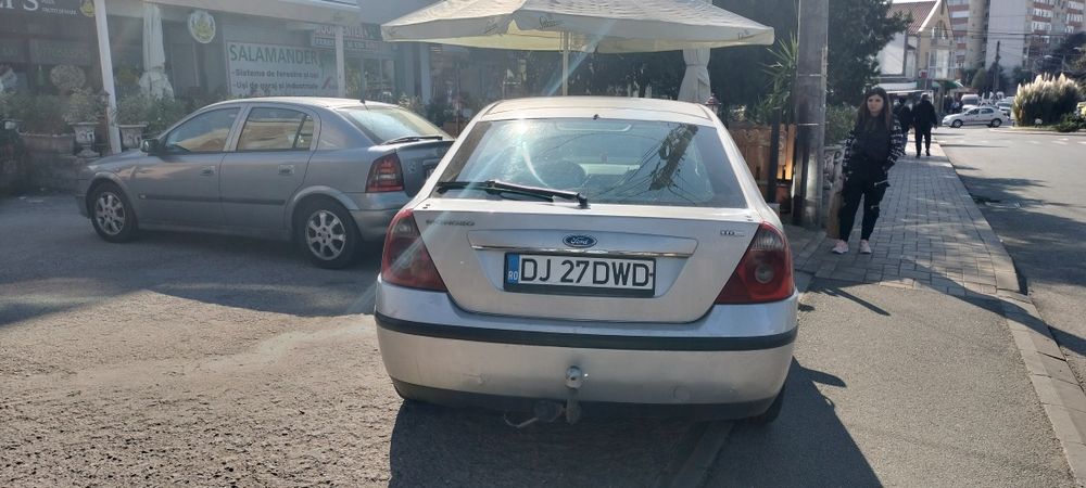Completa (Dezmembrări)