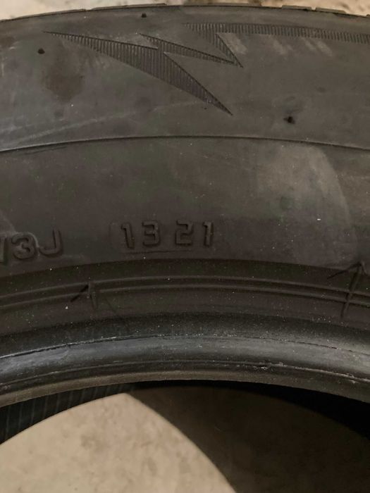Зимни гуми BRIDGESTONE Blizzak LM005 235 65 R17 dot 1321 -  2 броя