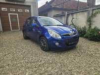 Hyundai i20 special 1.3 benzină 2009 Climă
