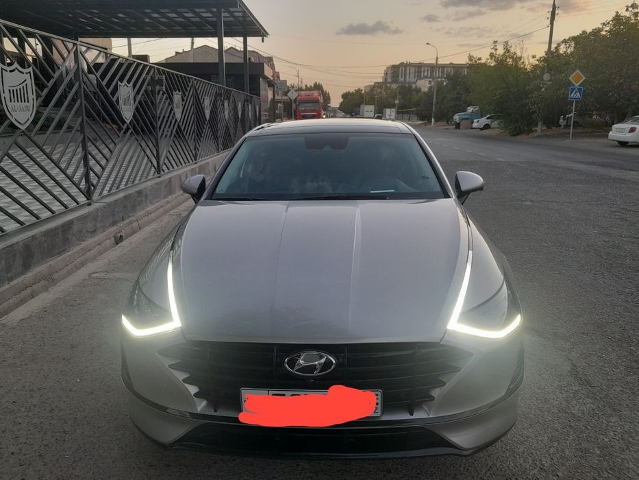 Hyundai sanata Full