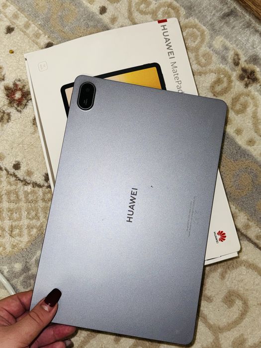 Продам планшет новенький