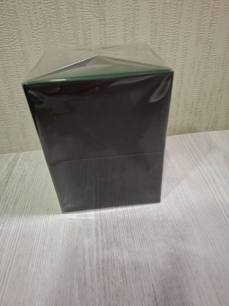 Срочно продам  Оригинал Giorgio Armani Prive Vert Malachite 100 ml