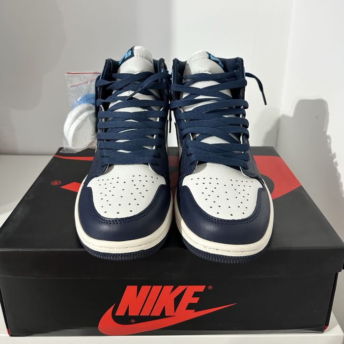 Air Jordan 1 High Obsidian University Blue