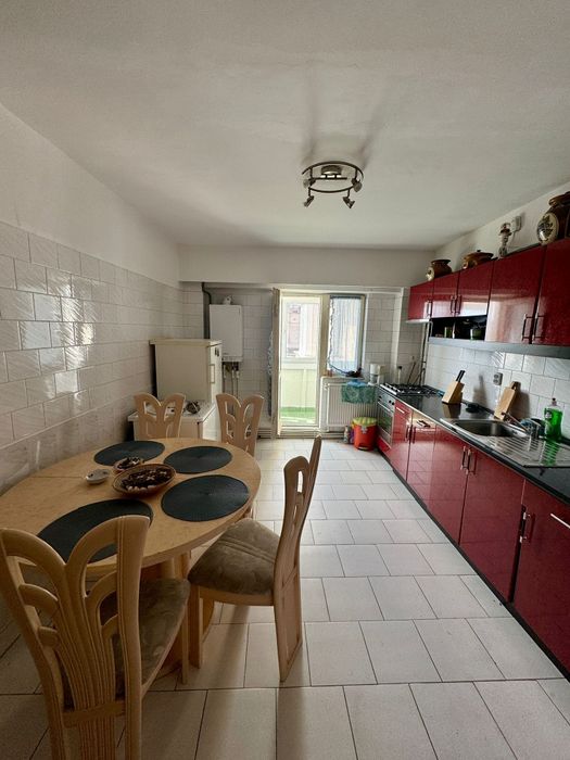 Apartament 4 camere zona Tineretului