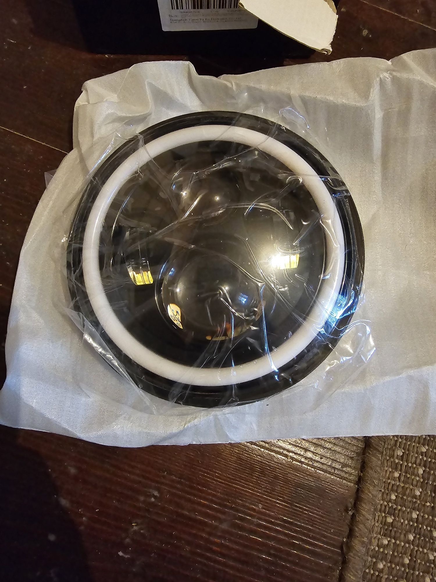 Far LED / Halo Auto Moto 7inch Rotund Jeep / Mazda / Universal / tc.